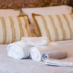 Soleil D'ete - Netflix & Wifi - Balcon - Climatisation - Parking Gratuit - Check-in 24h24 - Emplacement Velos - Goodmarning