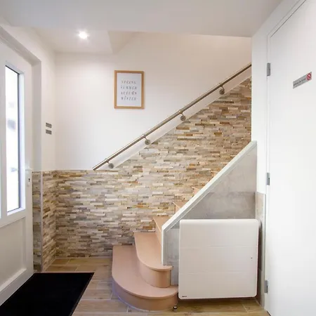 Appartamento Soleil D'été - Netflix&wifi - Balcon - Climatisation - Parking Gratuit - Check-in 24h24 - Emplacement Vélos - Goodmarning *