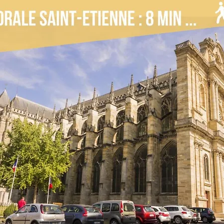 Soleil D'été - Netflix&wifi - Balcon - Climatisation - Parking Gratuit - Check-in 24h24 - Emplacement Vélos - Goodmarning Appartamento