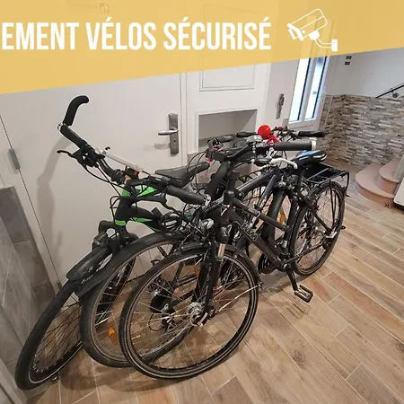 Soleil D'été - Netflix&wifi - Balcon - Climatisation - Parking Gratuit - Check-in 24h24 - Emplacement Vélos - Goodmarning * Châlons-en-Champagne